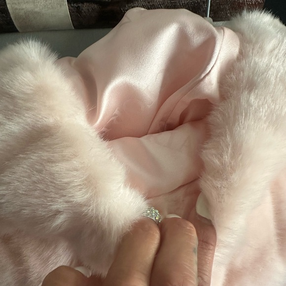 Victoria's Secret 
VSX
Faux Fur Bubble Jacket - Picture 10 of 12